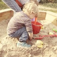 sand pit children play out