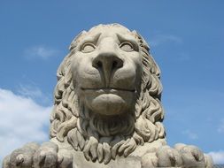 lion statue warsaw