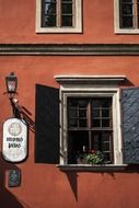 Retro architecture design