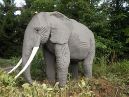 elephant sculpture