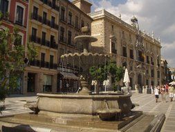 fountain city spain