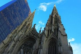 Church and scyscrapper in new york