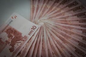 fan of 10 euros
