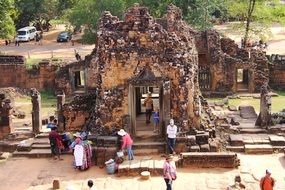 panoramic view of the ruins of an ancient temple in the city of Siem Reap