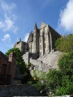 mont saint michel france medieval architecture