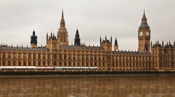 view from the Thames to Westminster Palace