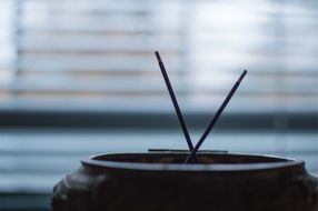 incense scent smoke decor