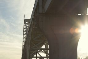 bridge sun rays