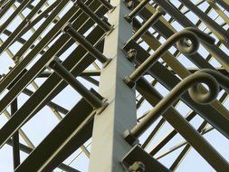 Electric pylon iron construction