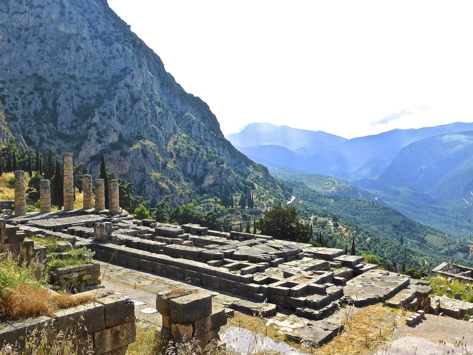 ancient sanctuary Delphi