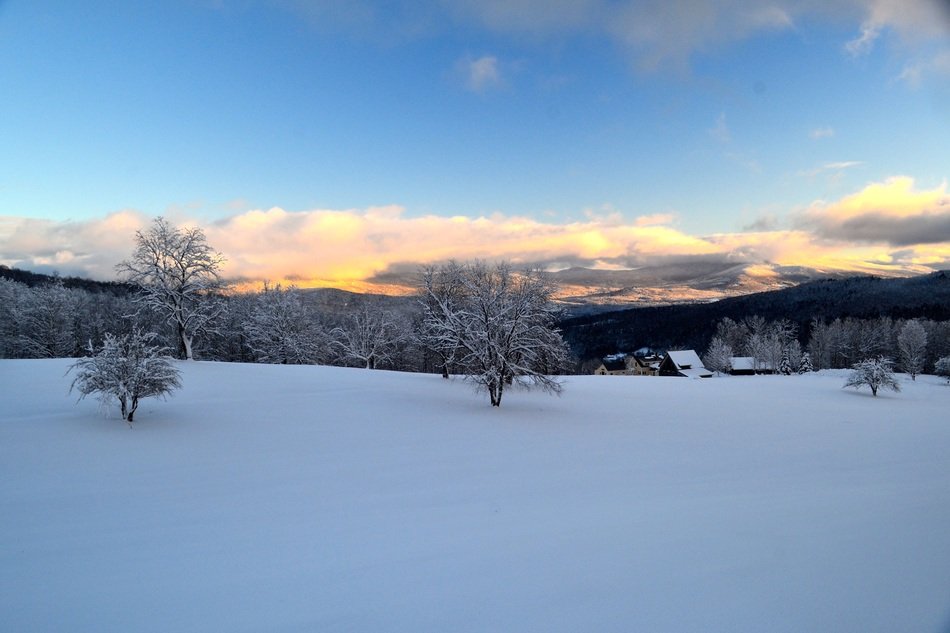 cold mountain scenery