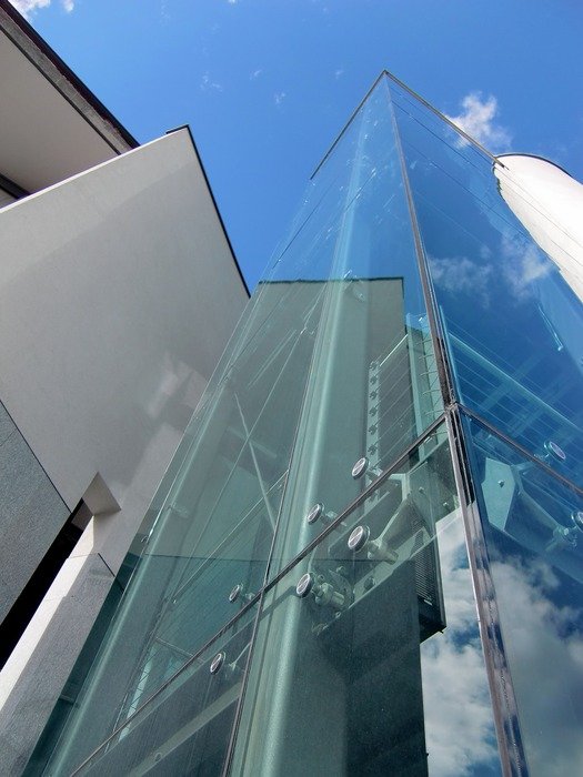architecture glass moder