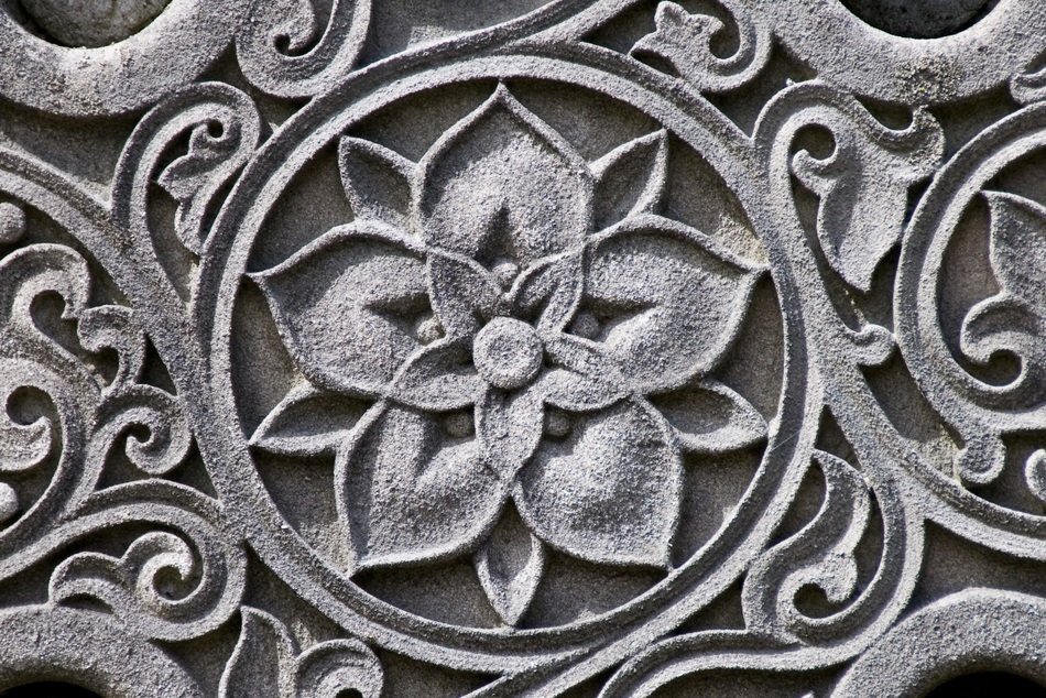 monument design with flowers and patterns