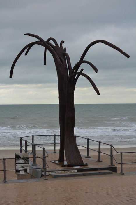 monument work of art sea sand beach view