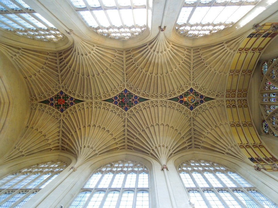 Picture of inside of cathedral