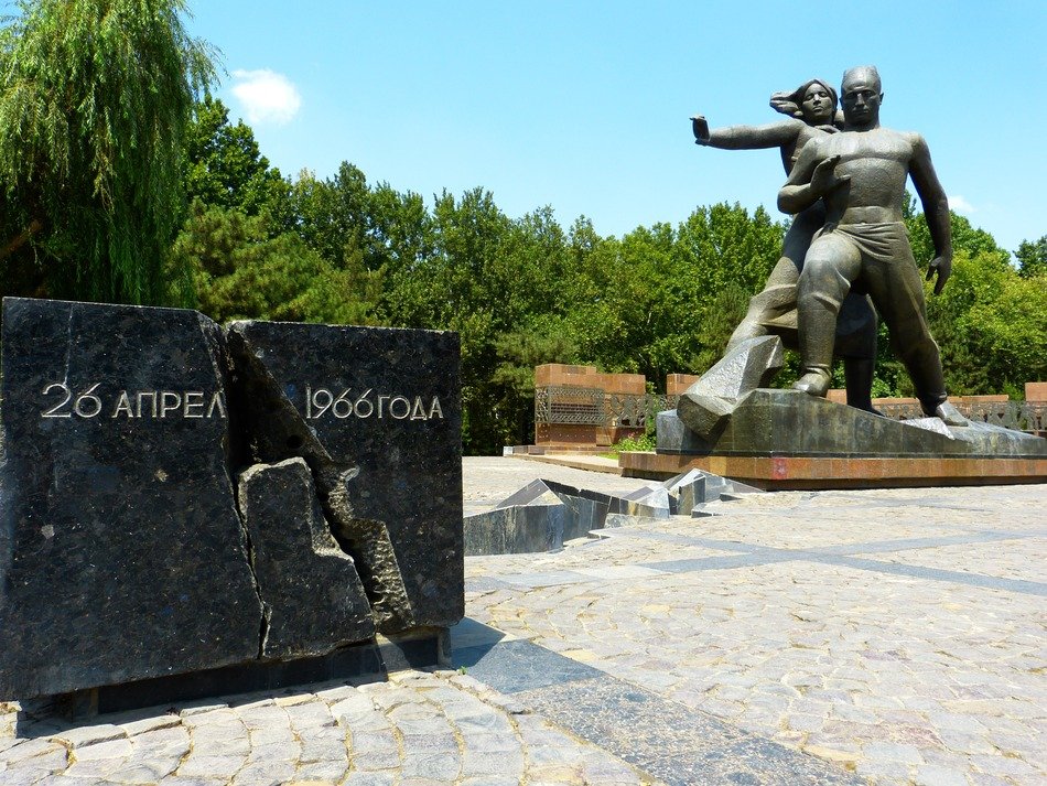 tashkent monument