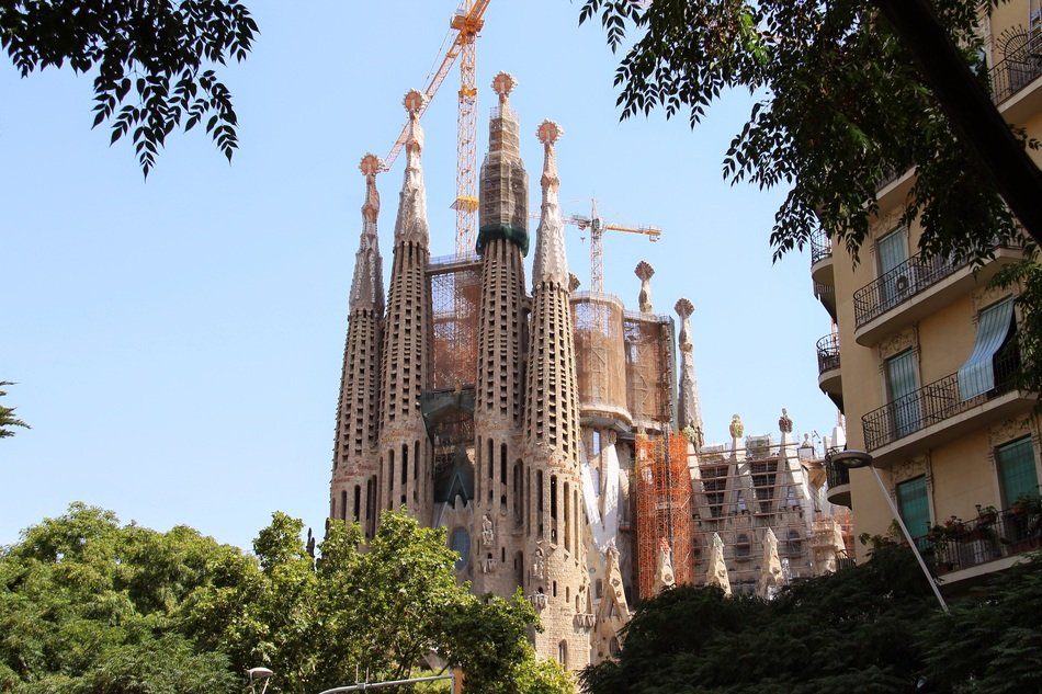 church and building cranes, spain, barcelona