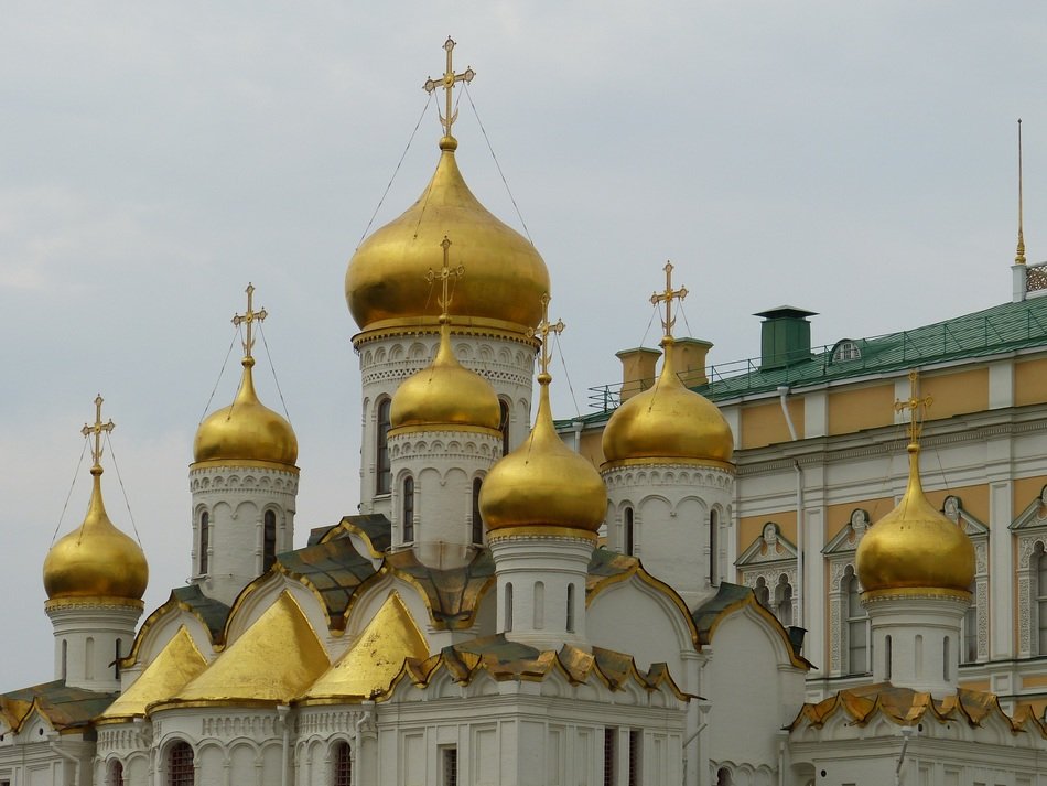 Golden domes of the old city in Moscow
