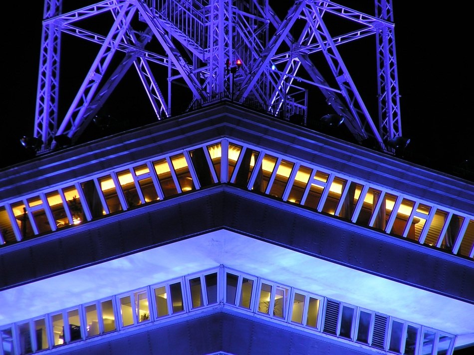 Illuminated radio tower