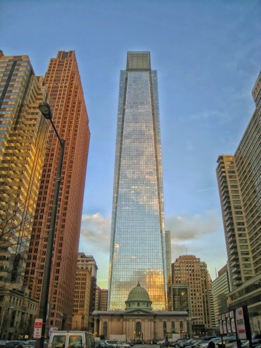 Glass skyscraper in Philadelphia