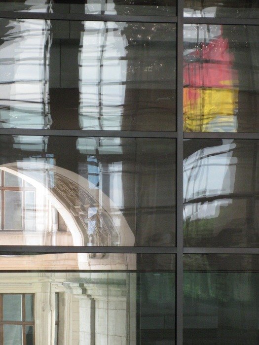 flag over the Reichstag