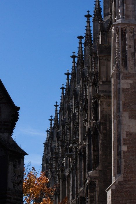 facade architecture of Ulm cathedral