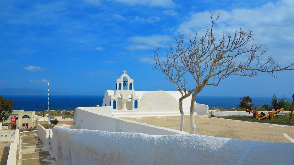 tranquil santorini greece