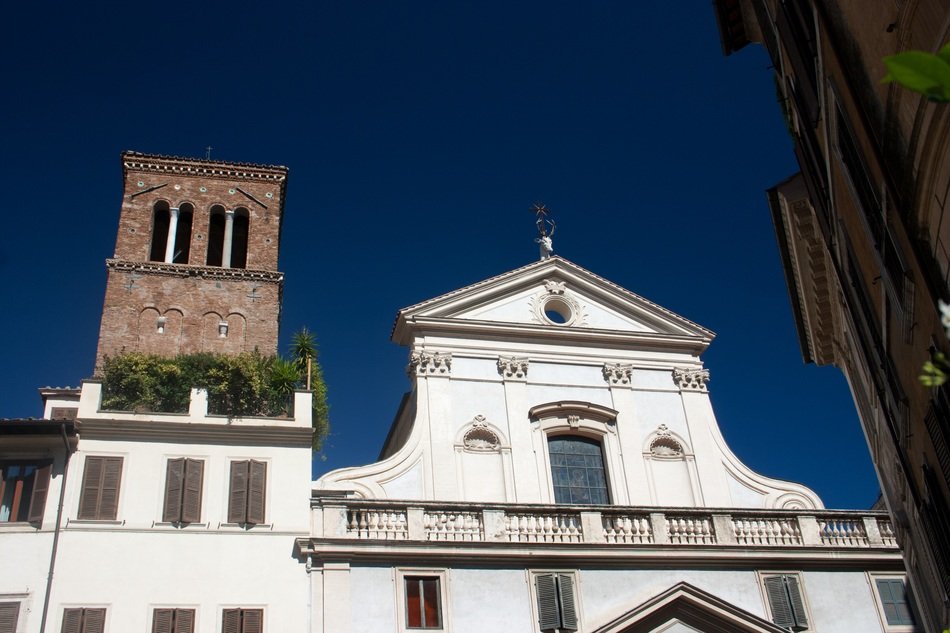 eclectic building in Rome