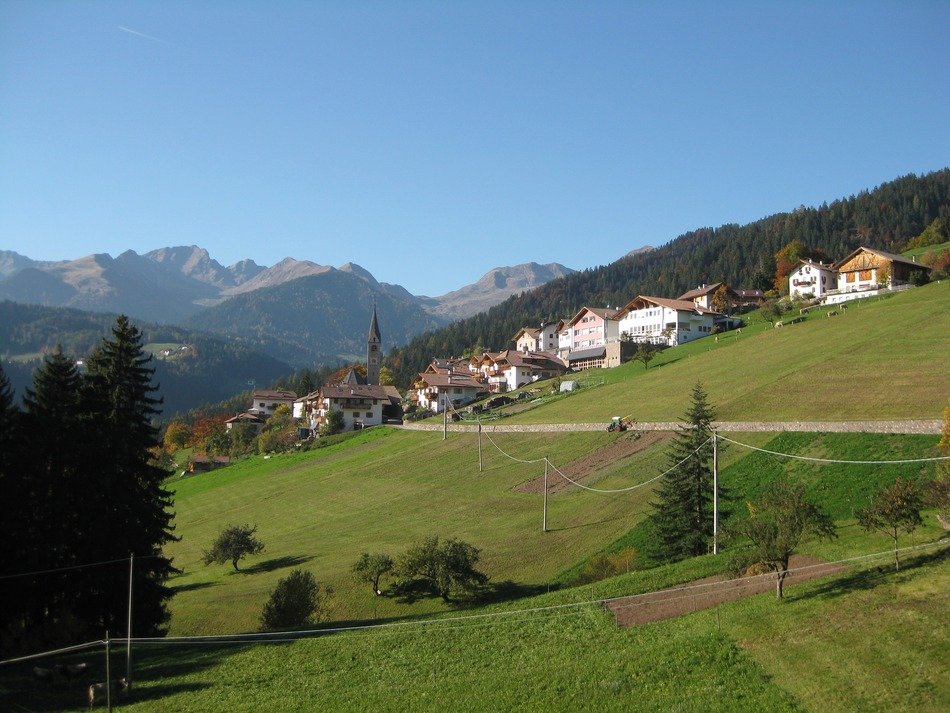 laurein italy