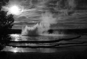 great fountain geyser, usa, wyoming, yellowstone national park