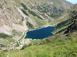 splendiferous mountains blue lake