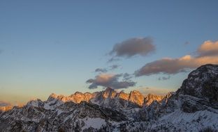 Picture of mountain peaks