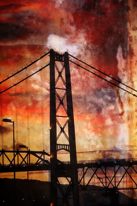 photo of the hercílio luz bridge