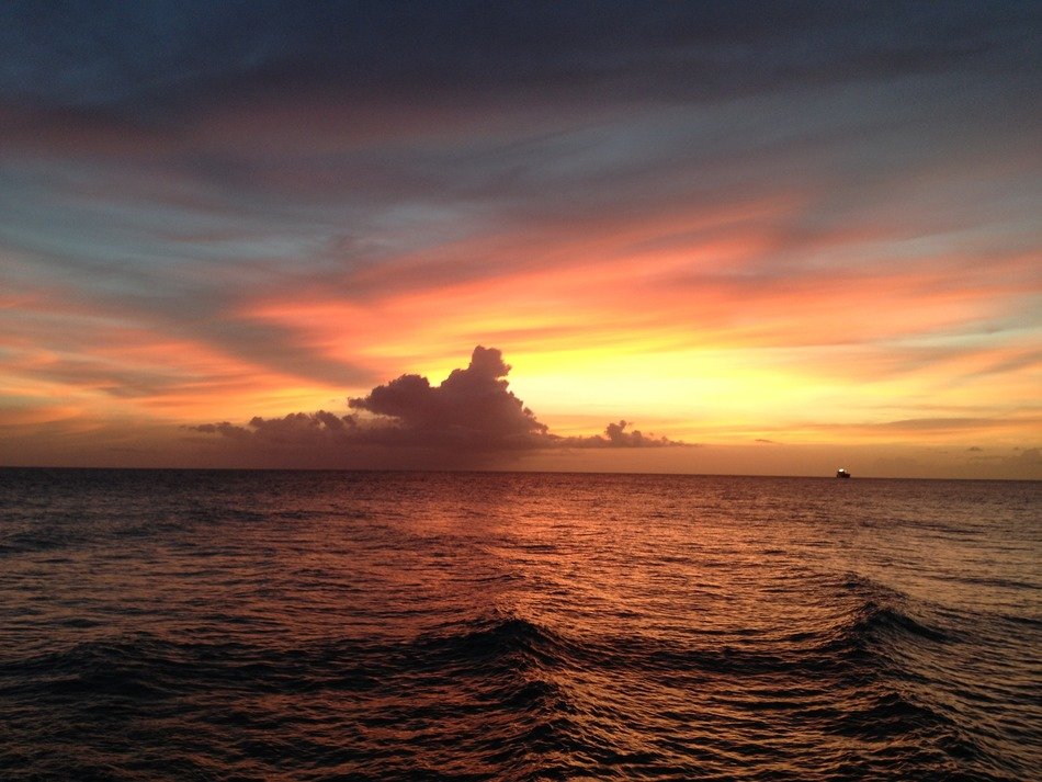 Landscape of sunrise on a sky over the ocean