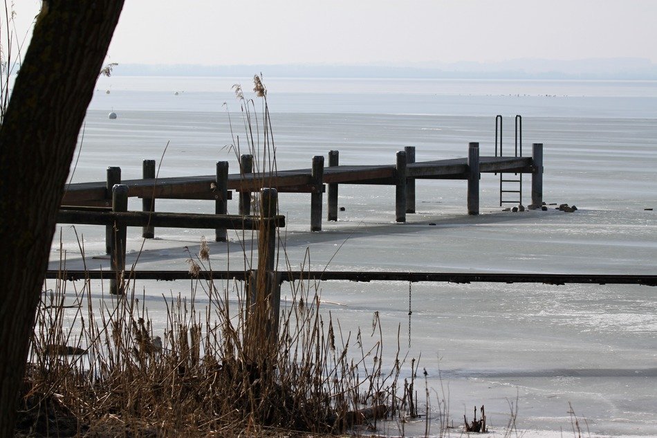 morat lake