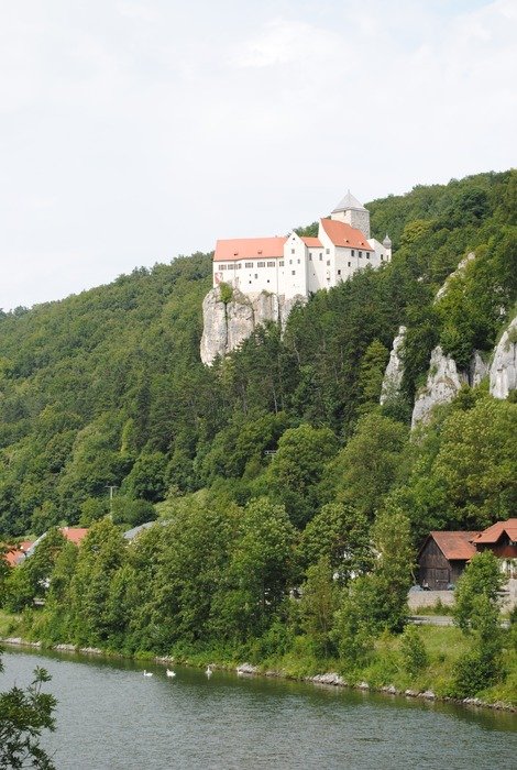 prÃ¼nn castle in altmÃ¼hl valley, germany