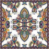 Traditional ornamental floral paisley bandanna N30