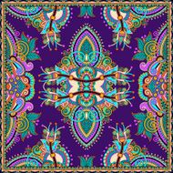 Traditional ornamental floral paisley bandanna N32