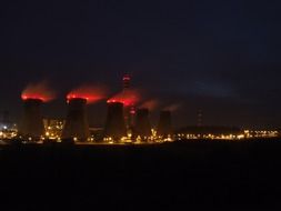 combined heat and power plant with chimneys