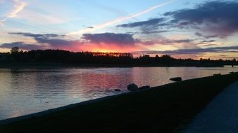 sunset in kumla sjöpark