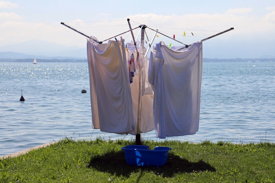 clothes dryer on the lake