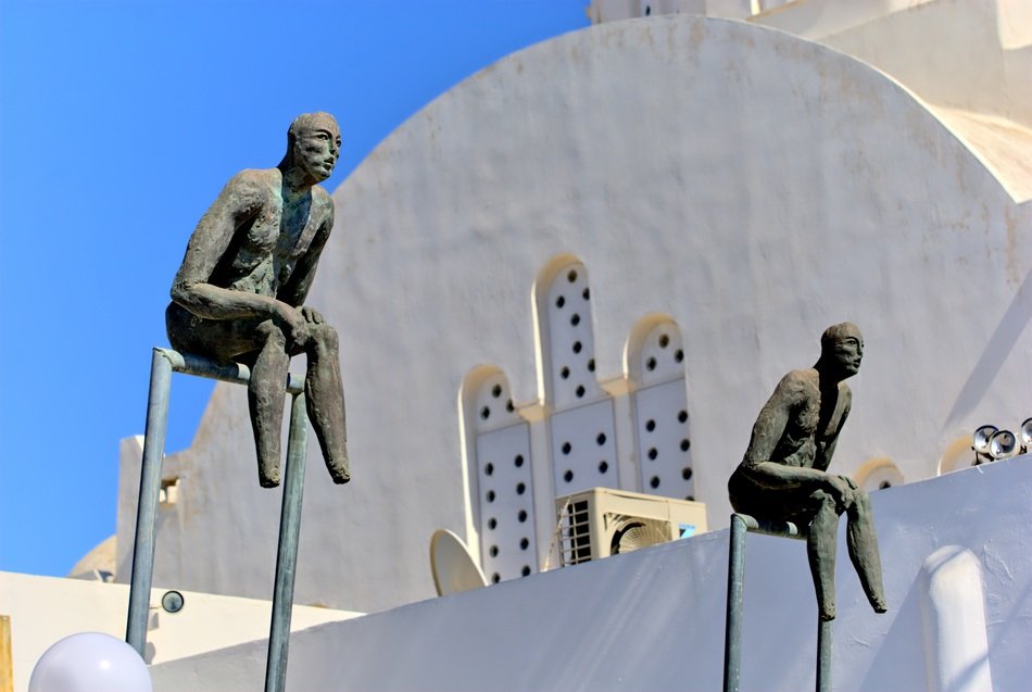 modern sculptures in santorini