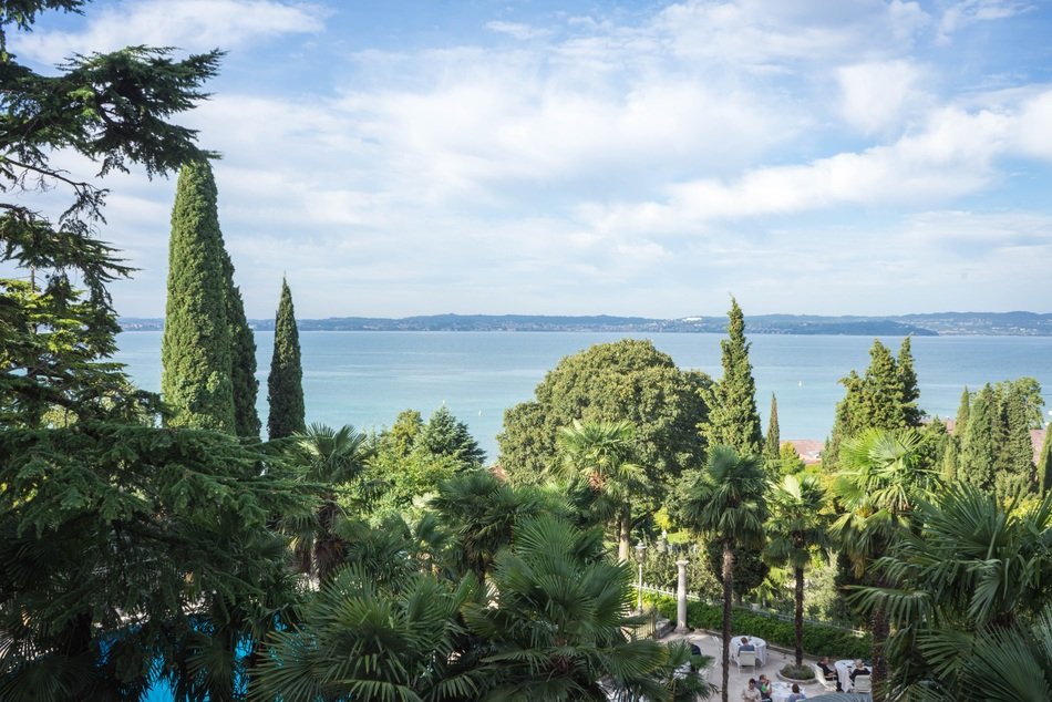 the beautiful scenery of Lake Garda