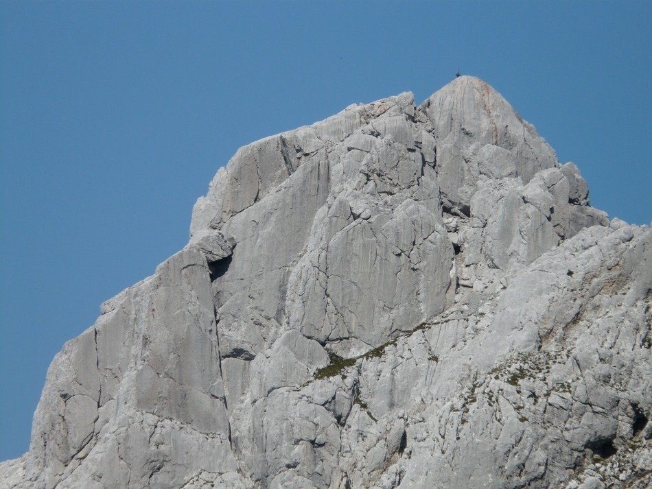 kleine halt mountain against the blue sky