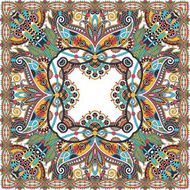 Traditional ornamental floral paisley bandanna N74