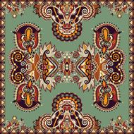 Traditional ornamental floral paisley bandanna N94