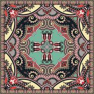 Traditional ornamental floral paisley bandanna N204