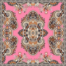 Traditional ornamental floral paisley bandanna N99