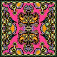 Traditional ornamental floral paisley bandanna N430