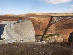 tourist attraction glen canyon dam in USA